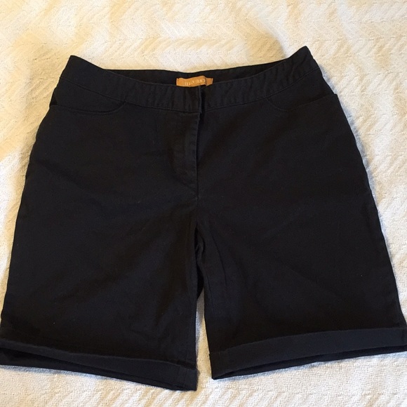 Black Cotton Shorts - Picture 1 of 4
